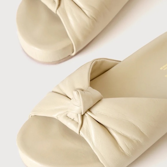 Seychelle’s Set the Tone Leather Knotted Slide Sandals / puff slides - Picture 3 of 4